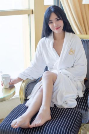 丰满少妇被啪啪到高潮