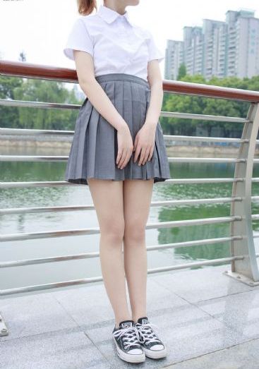 醉酒的女大学生电影