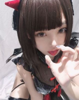 《妻子》电影